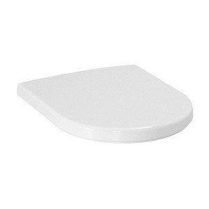 WC ülőke duroplasztból softclose (lassú záródás) fehér színben az ülőke hossza 45 cm. Pánty rozsdamentes acélból. a rögzítés közti távolság 15,5 cm.