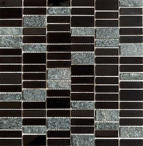 Rozsdamentes acél mozaik fekete színben mérete 29,8x30,4 cm vastagsága 8 mm fémes kivitelben fényes / matt kivitelezésű felülettel. Téglalap alakú alapelem mérete 1,5x4,8 cm