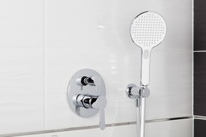 Kézi zuhany SAT fehér / króm SATBSRS33