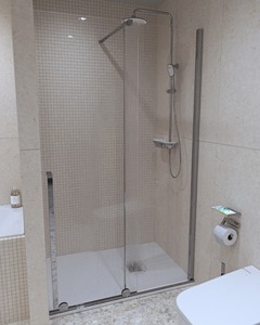 Zuhanyrendszer SAT termosztatikus keverővel fehér/króm SATSSTKP